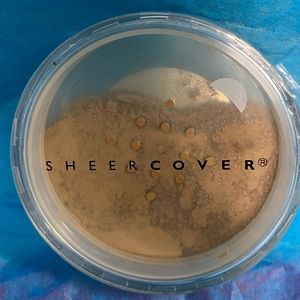 Sheer Cover mineral foundation in almond